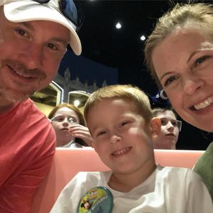 Meet your Posher, Gregory